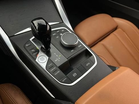 صورة السيارة