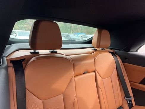 صورة السيارة