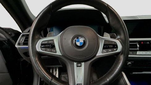 صورة السيارة