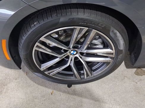 صورة السيارة