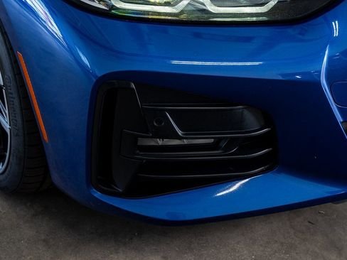 صورة السيارة