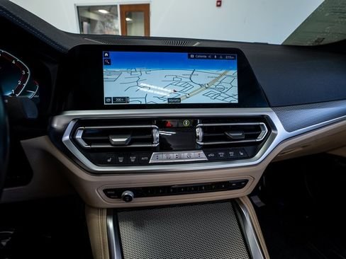 صورة السيارة