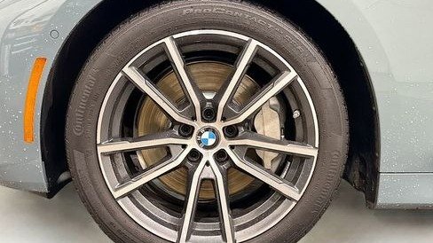 صورة السيارة