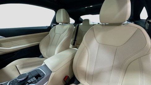 صورة السيارة