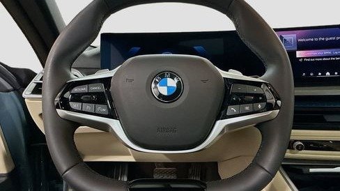 صورة السيارة