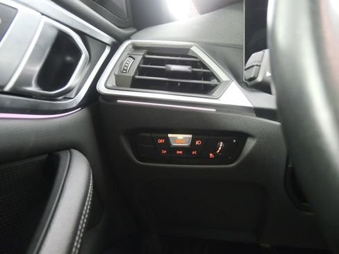 صورة السيارة