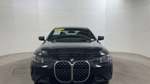 صورة السيارة