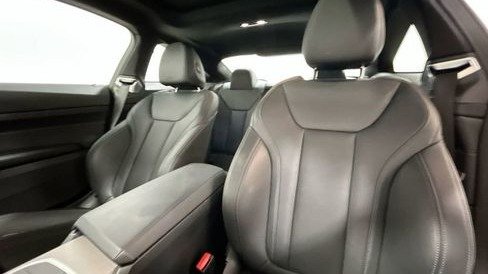 صورة السيارة