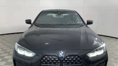 صورة السيارة