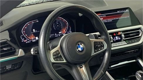 صورة السيارة