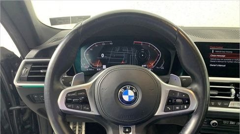 صورة السيارة