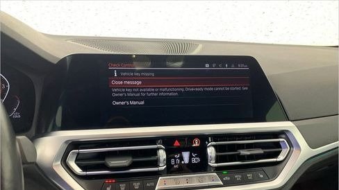 صورة السيارة