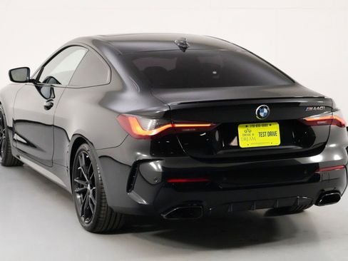 صورة السيارة