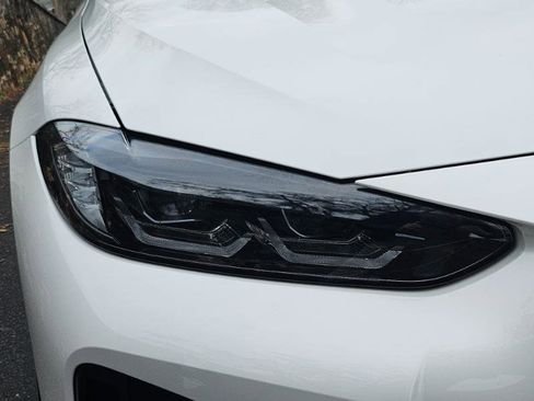 صورة السيارة