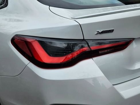 صورة السيارة