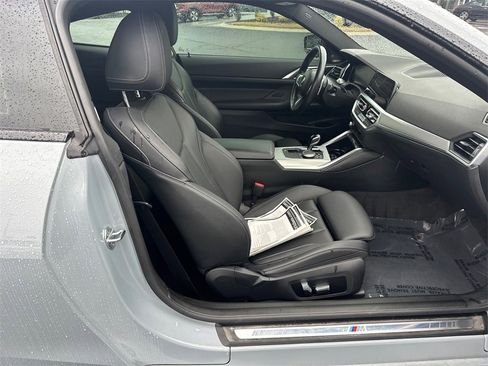 صورة السيارة