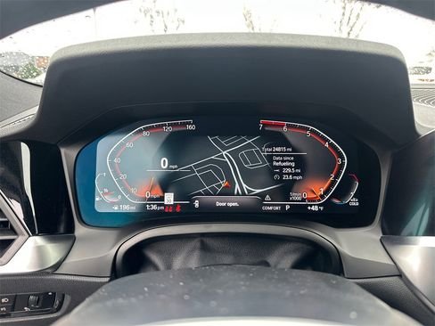 صورة السيارة