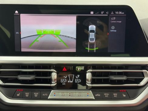 صورة السيارة