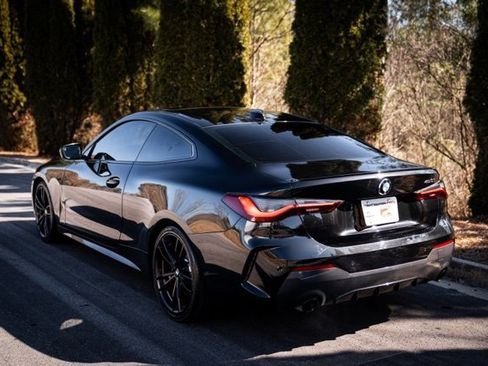 صورة السيارة