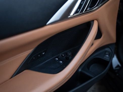 صورة السيارة