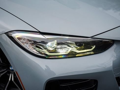 صورة السيارة