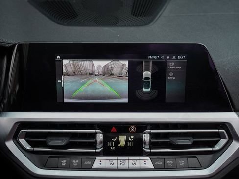 صورة السيارة