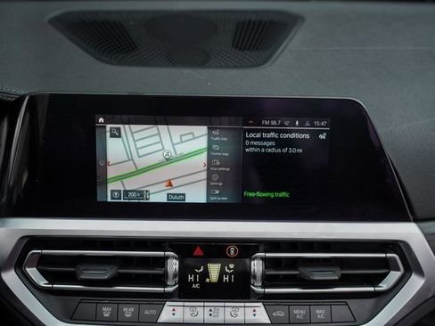 صورة السيارة