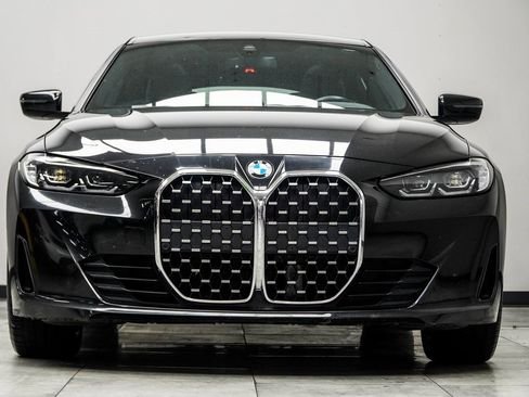 صورة السيارة