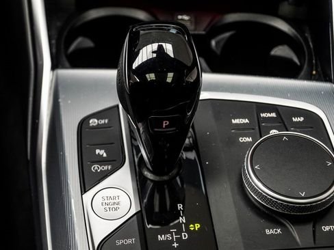 صورة السيارة