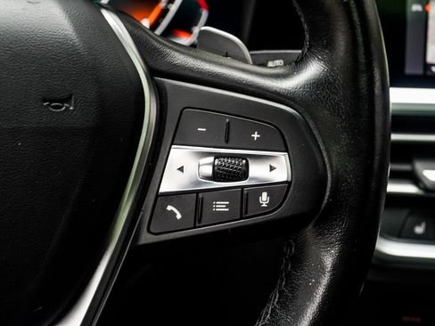 صورة السيارة