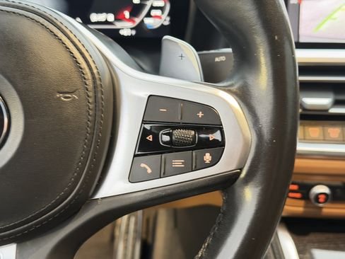 صورة السيارة