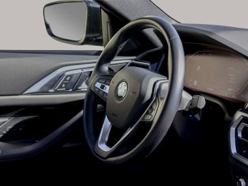 صورة السيارة