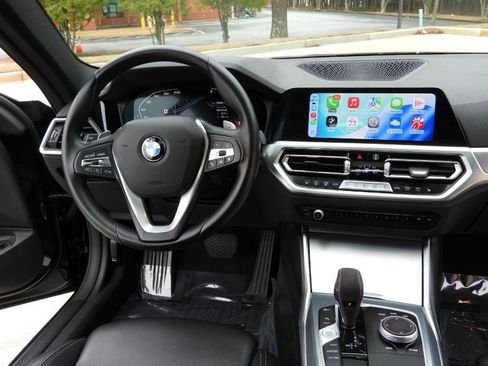 صورة السيارة