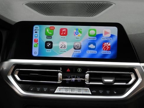 صورة السيارة