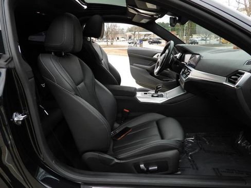 صورة السيارة