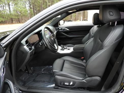 صورة السيارة