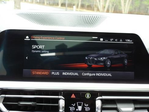 صورة السيارة