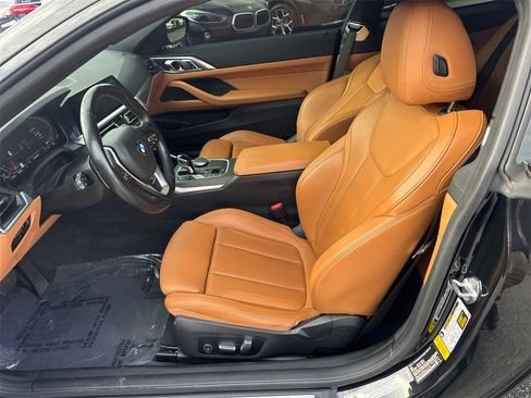 صورة السيارة