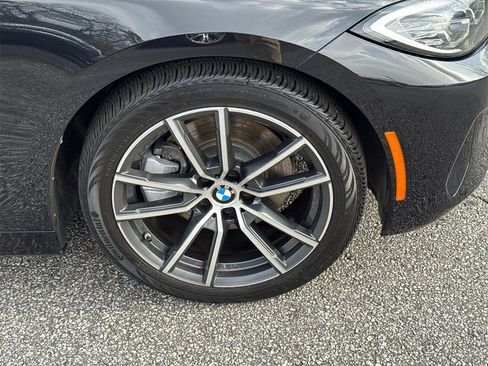 صورة السيارة