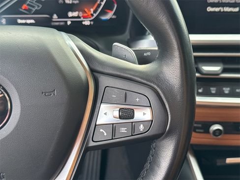 صورة السيارة