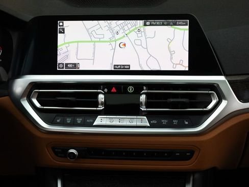 صورة السيارة