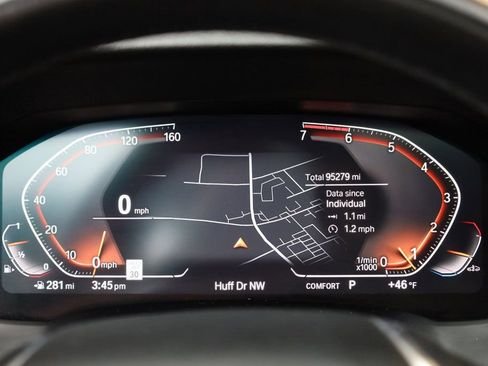 صورة السيارة