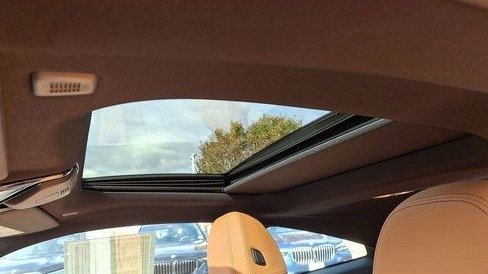 صورة السيارة