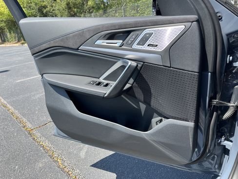 صورة السيارة