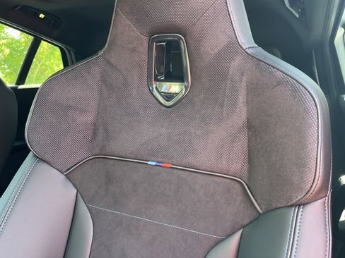 صورة السيارة