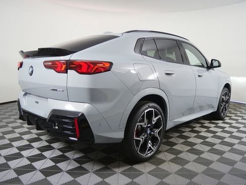 صورة السيارة