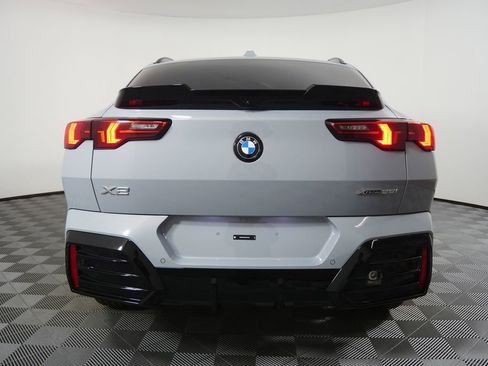 صورة السيارة