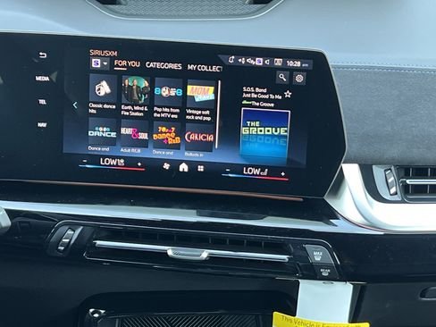 صورة السيارة