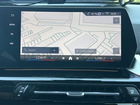 صورة السيارة