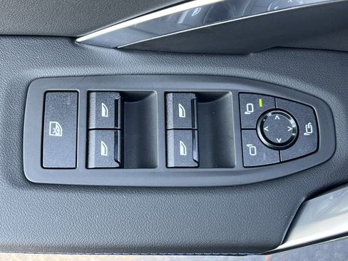 صورة السيارة